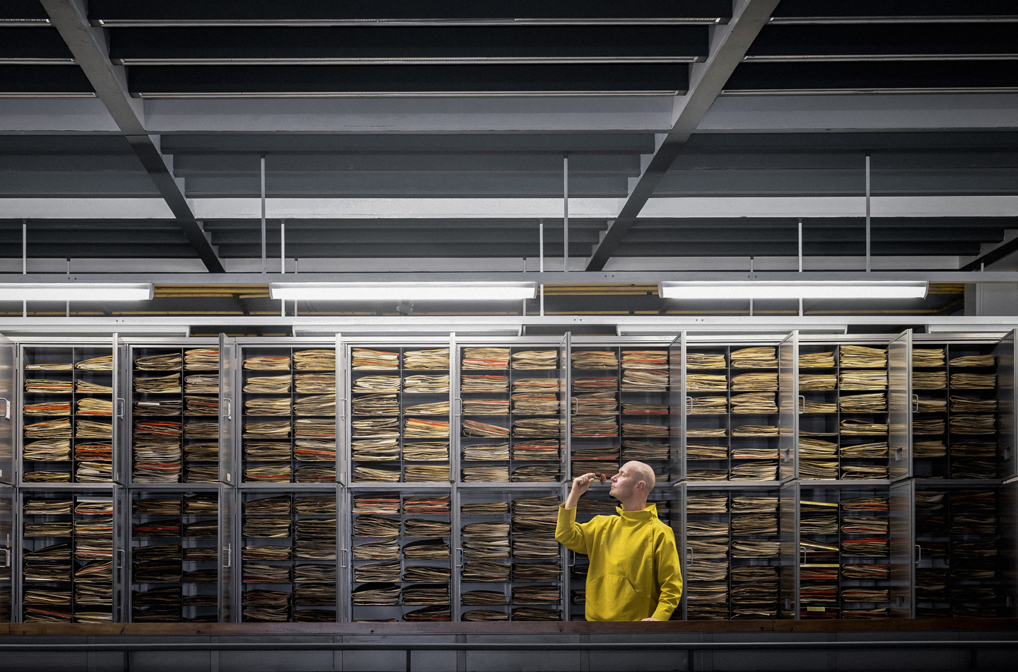 Dr Siôn Parkinson in the RBGE Herbarium